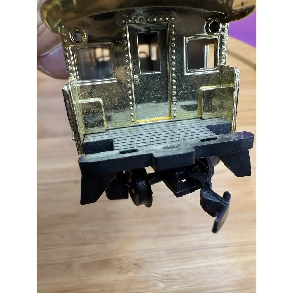 Golden Eagle caboose HO scale railroad car Tyco‎